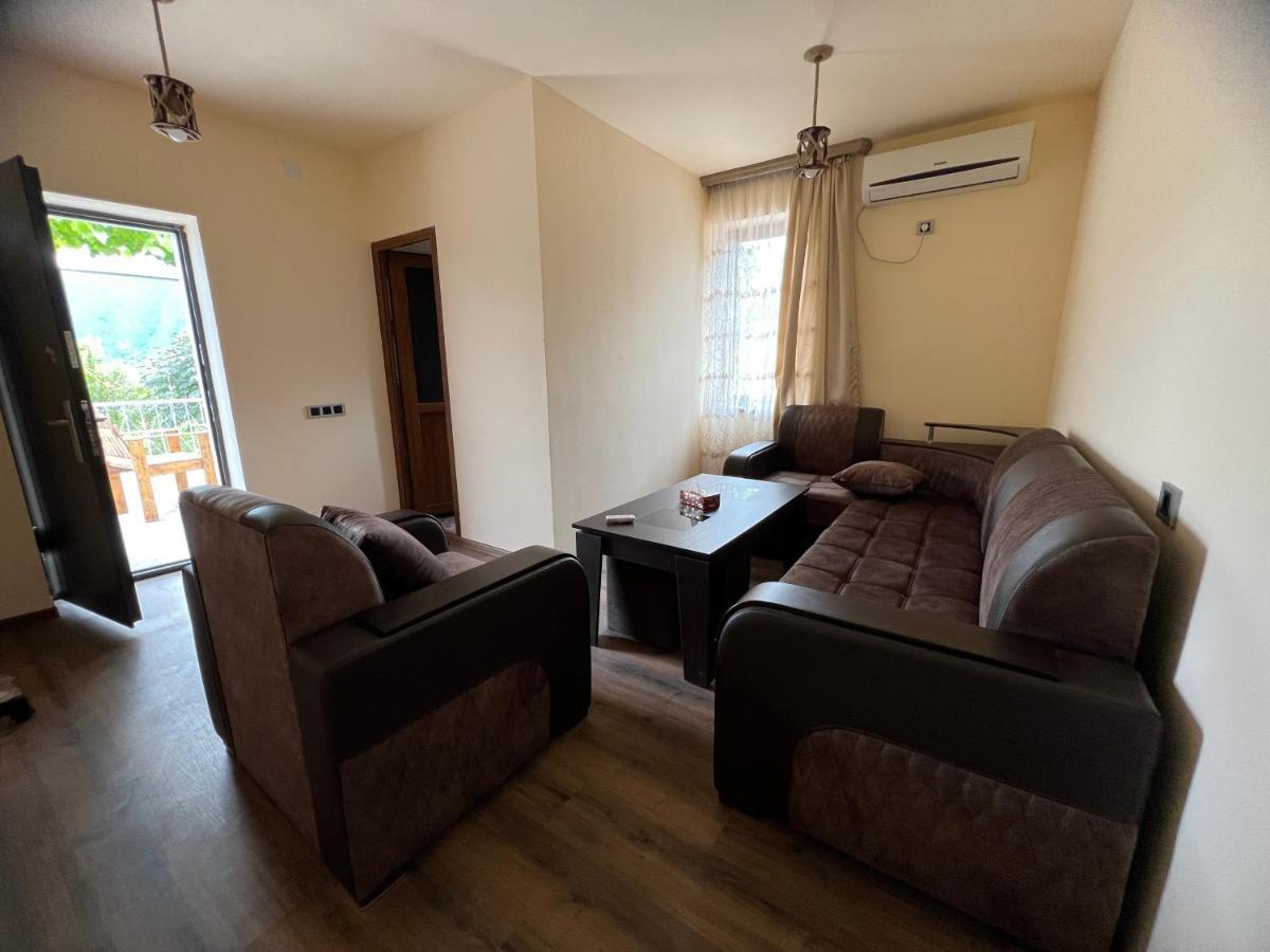 Arman Bed And Breakfast Halidzor Buitenkant foto