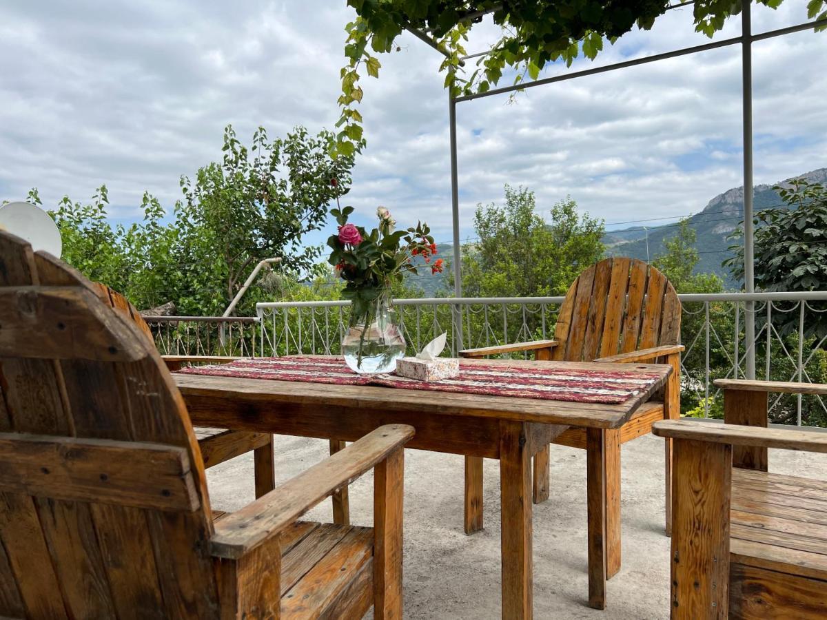 Arman Bed And Breakfast Halidzor Buitenkant foto